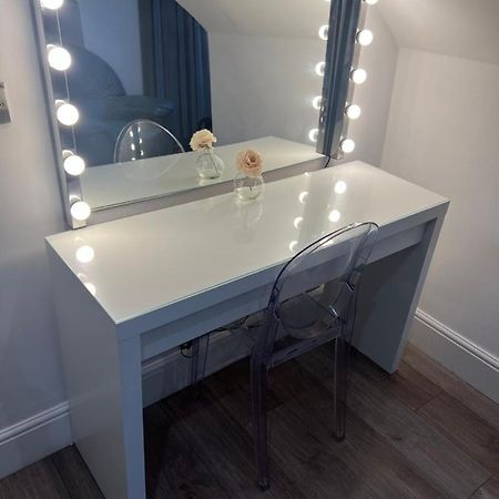 Luxury Double Room W/ Private Bathroom Edimburgo Esterno foto